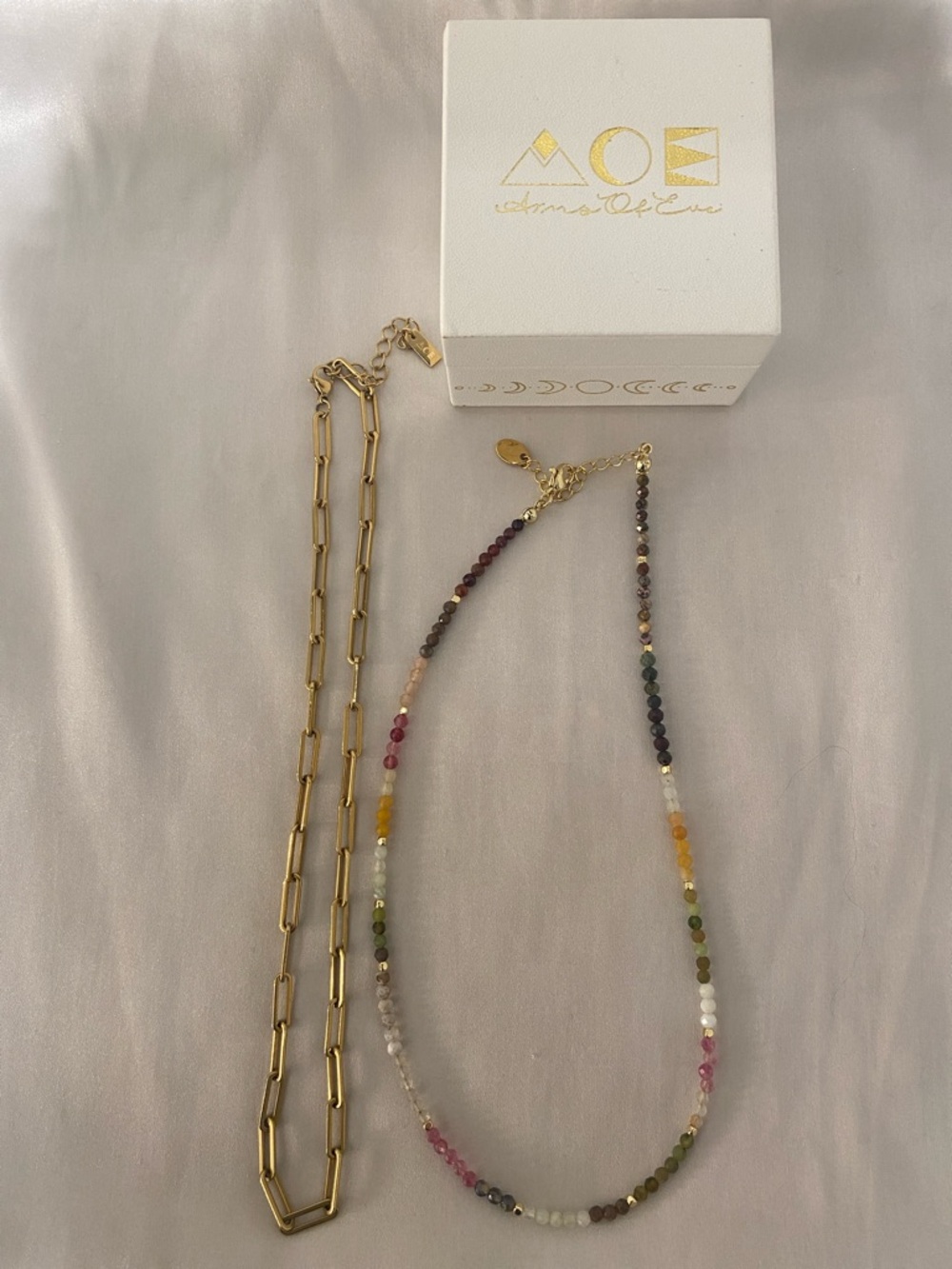 NWOT Arms Of Eve Jewelry Beaded Style and Gold Tone Paperclip Style Necklace Set